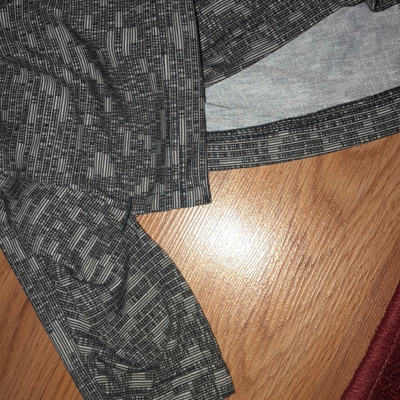 Adidas Text Logo and Text Elongated Tee-Shirt - Picture 4 of 4